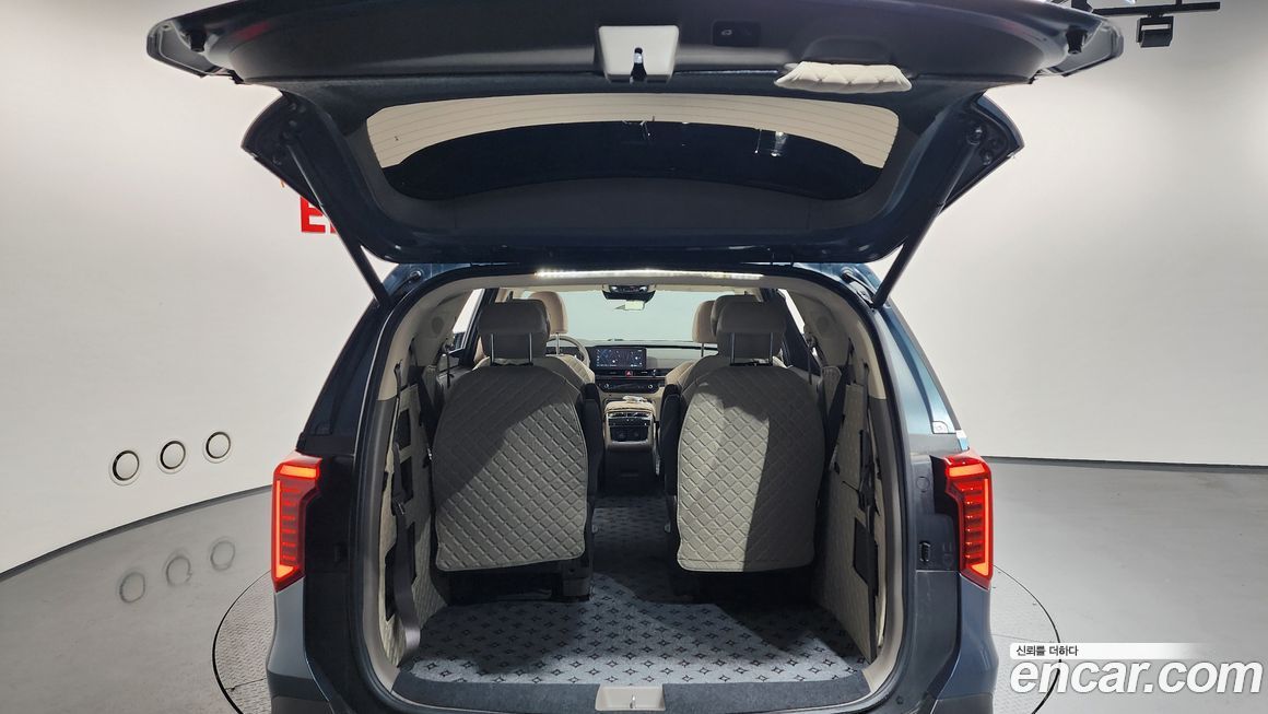 Kia Canival 2024