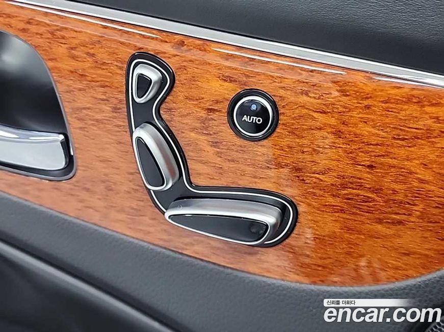 KG_Mobility_Ssangyong Chairman 2011