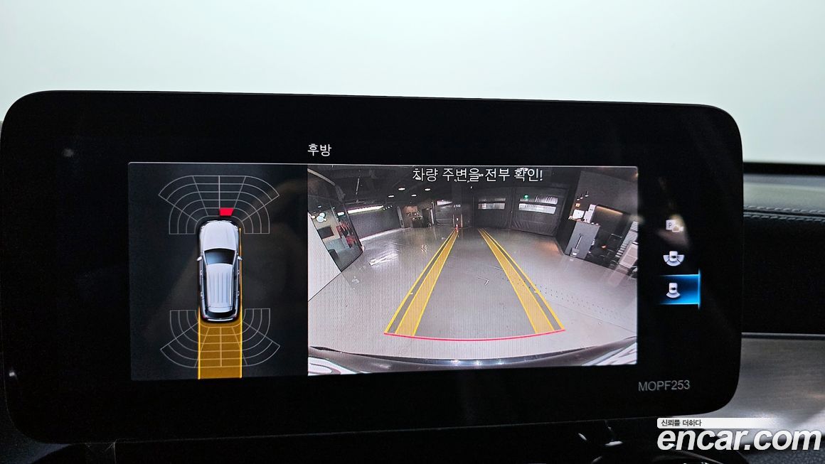 Mercedes-Benz GLC-Class 2021