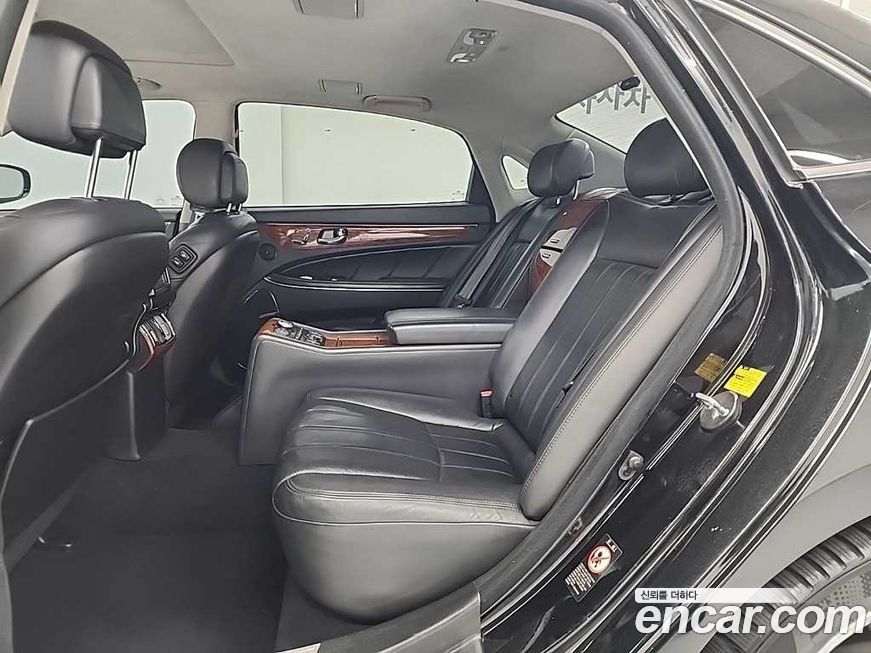 KG_Mobility_Ssangyong Chairman 2011