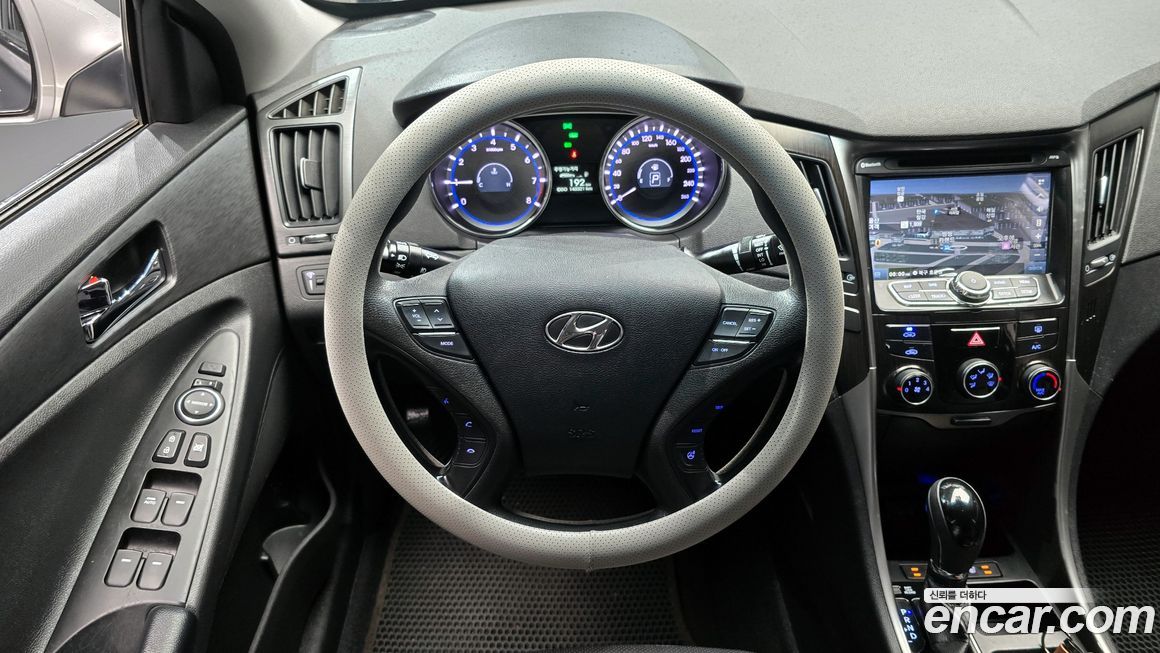 Hyundai Sonata 2013