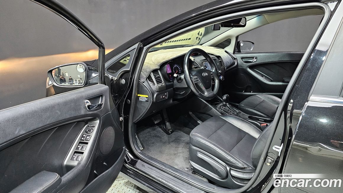 Kia K3 2013