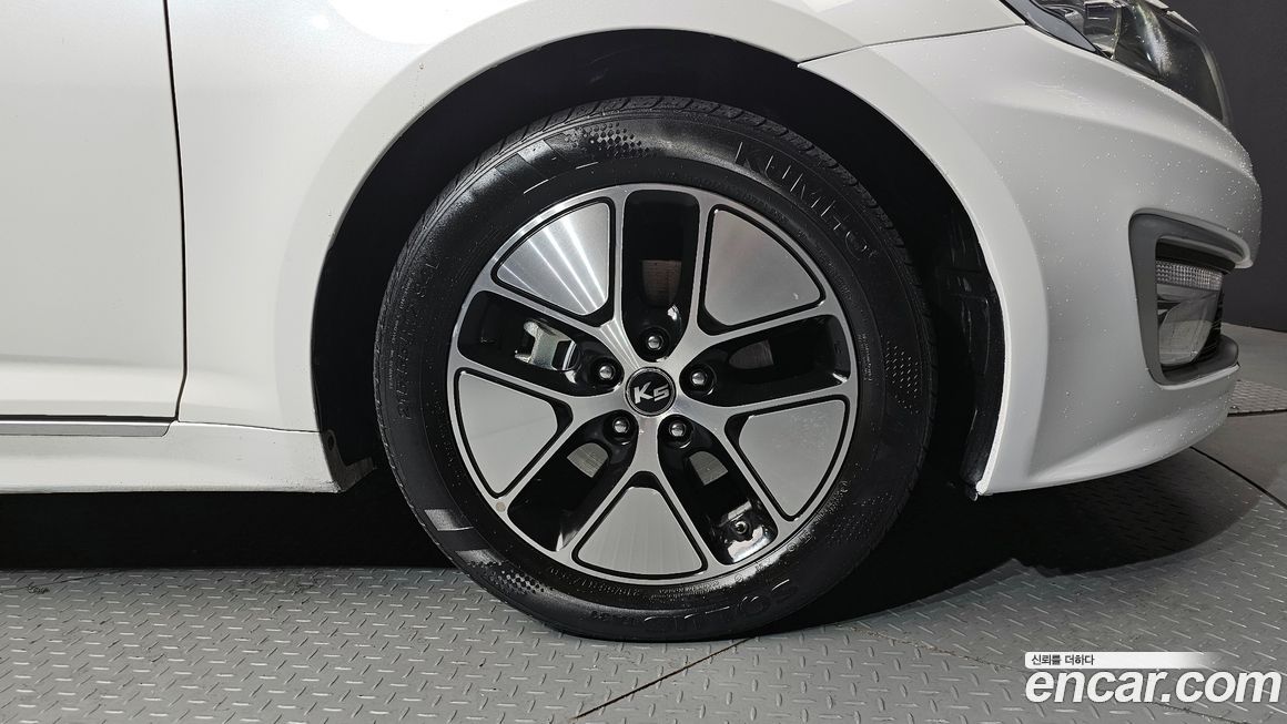 Kia K5 2013