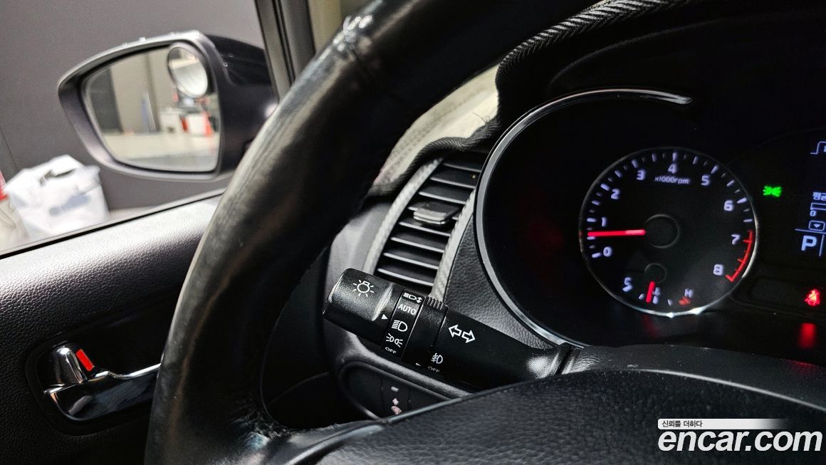 Kia K3 2013