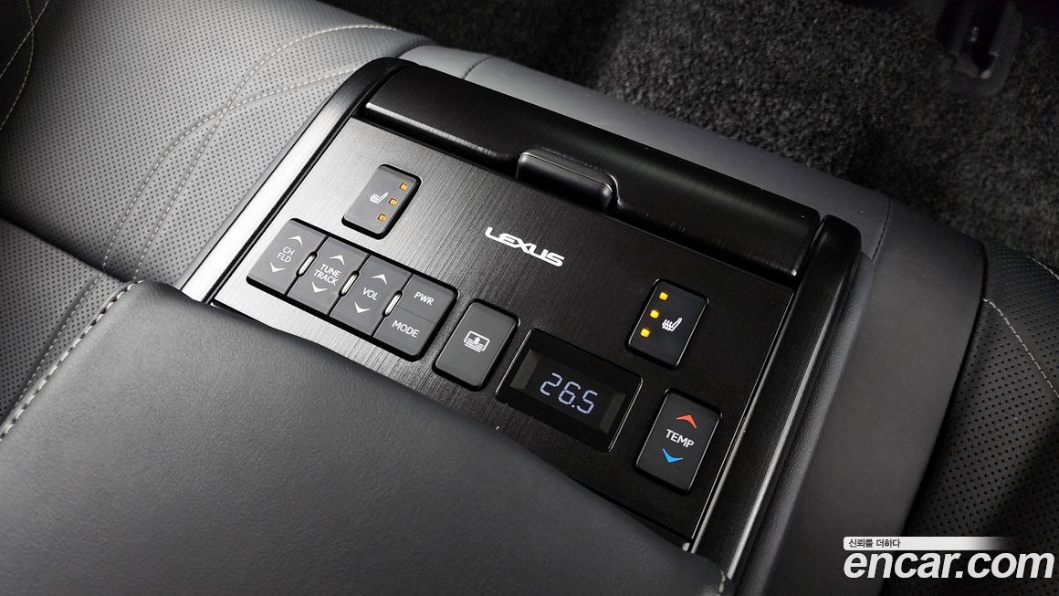 Lexus ES 2022