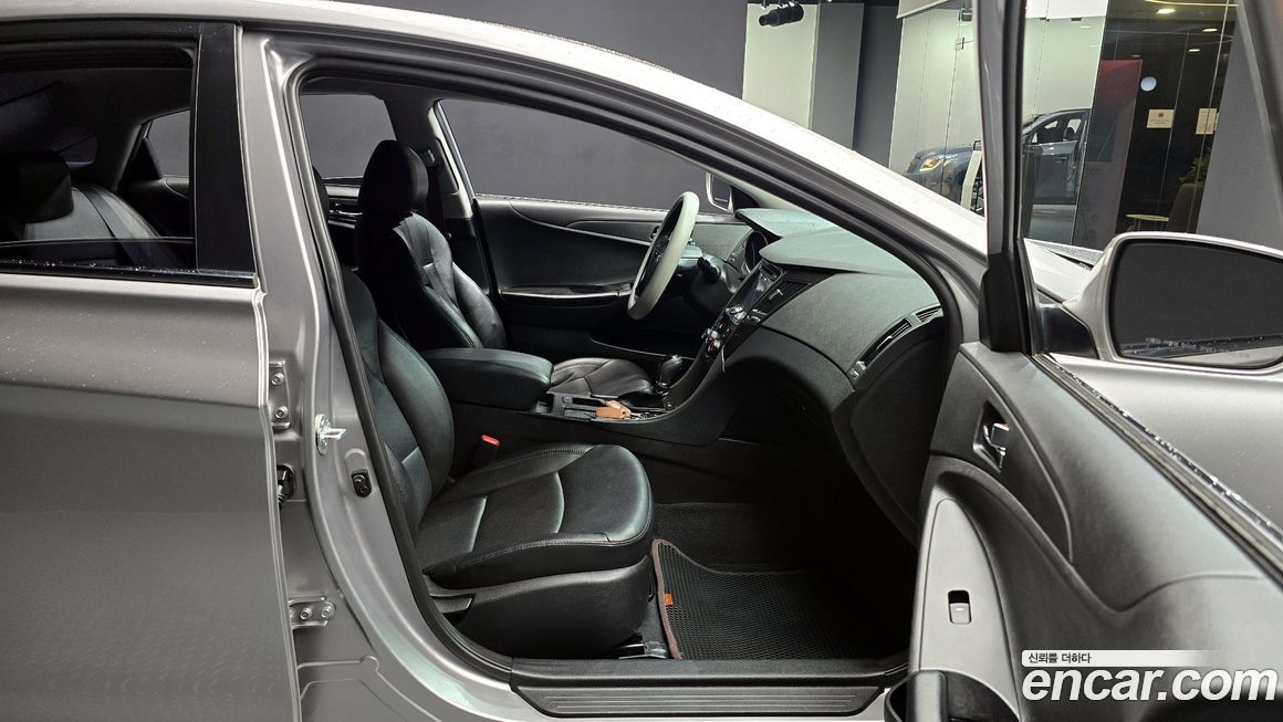 Hyundai Sonata 2013