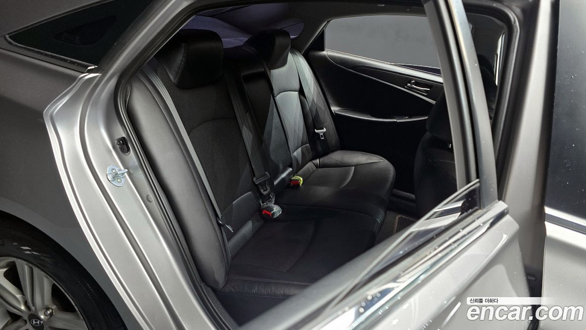 Hyundai Sonata 2013