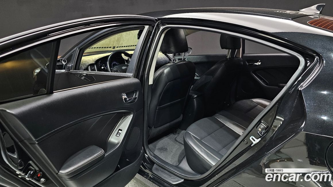 Kia K3 2013