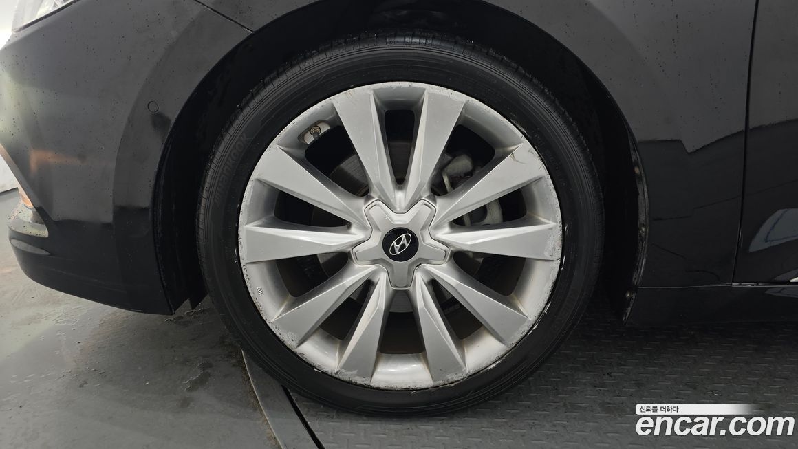 Hyundai Grandeur 2012