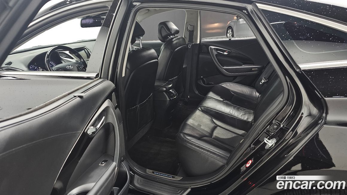 Hyundai Grandeur 2012