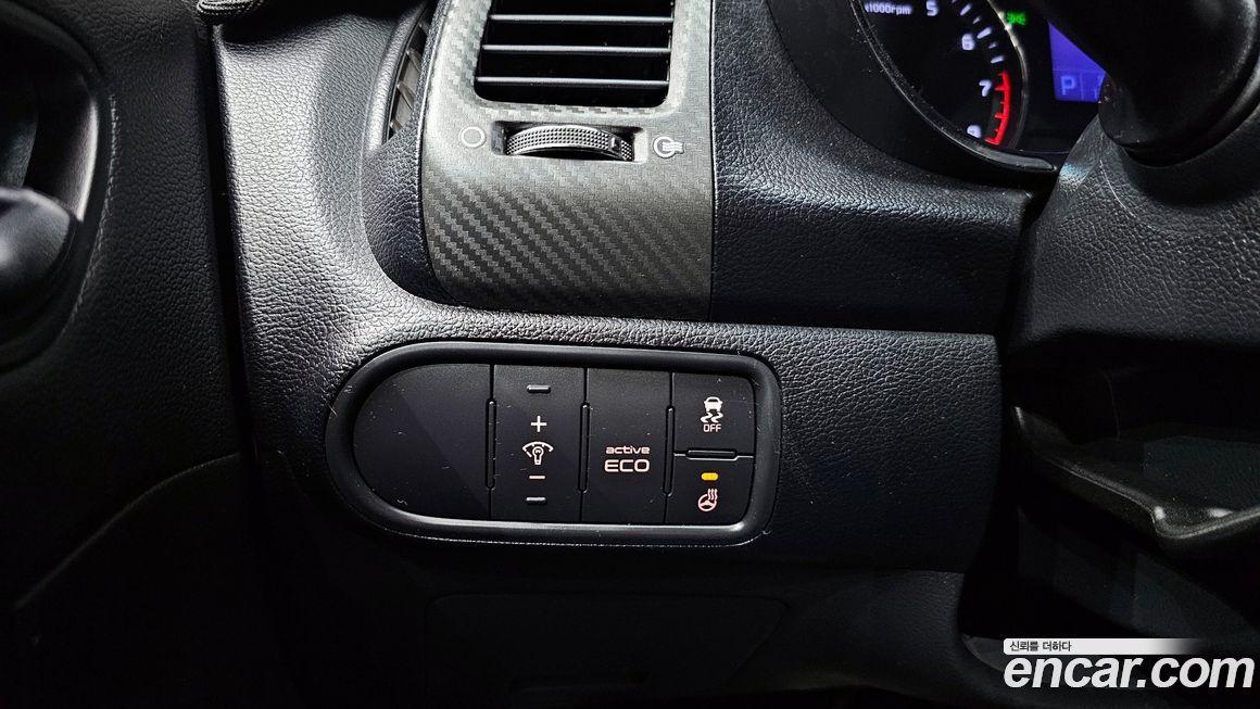Kia K3 2013