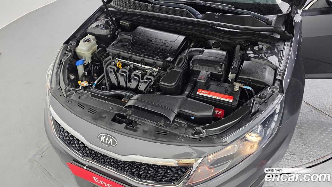 Kia K5 2011