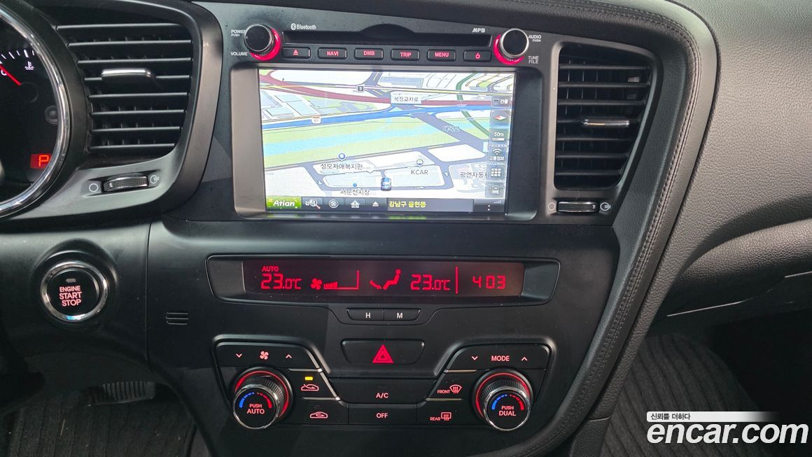 Kia K5 2011