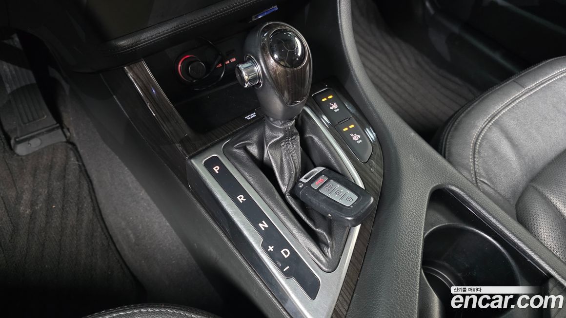 Kia K5 2011