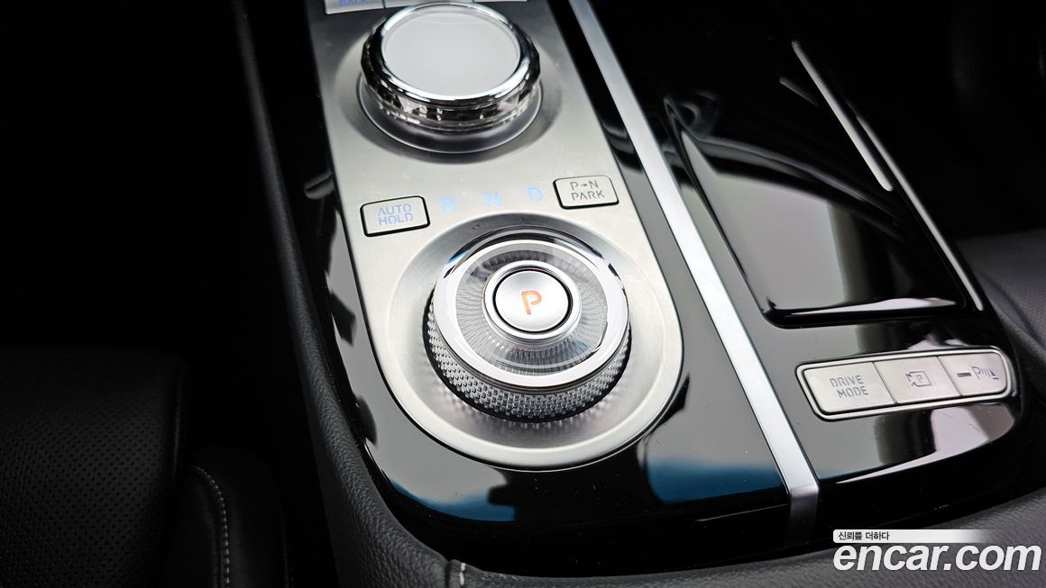 Genesis G80 2023