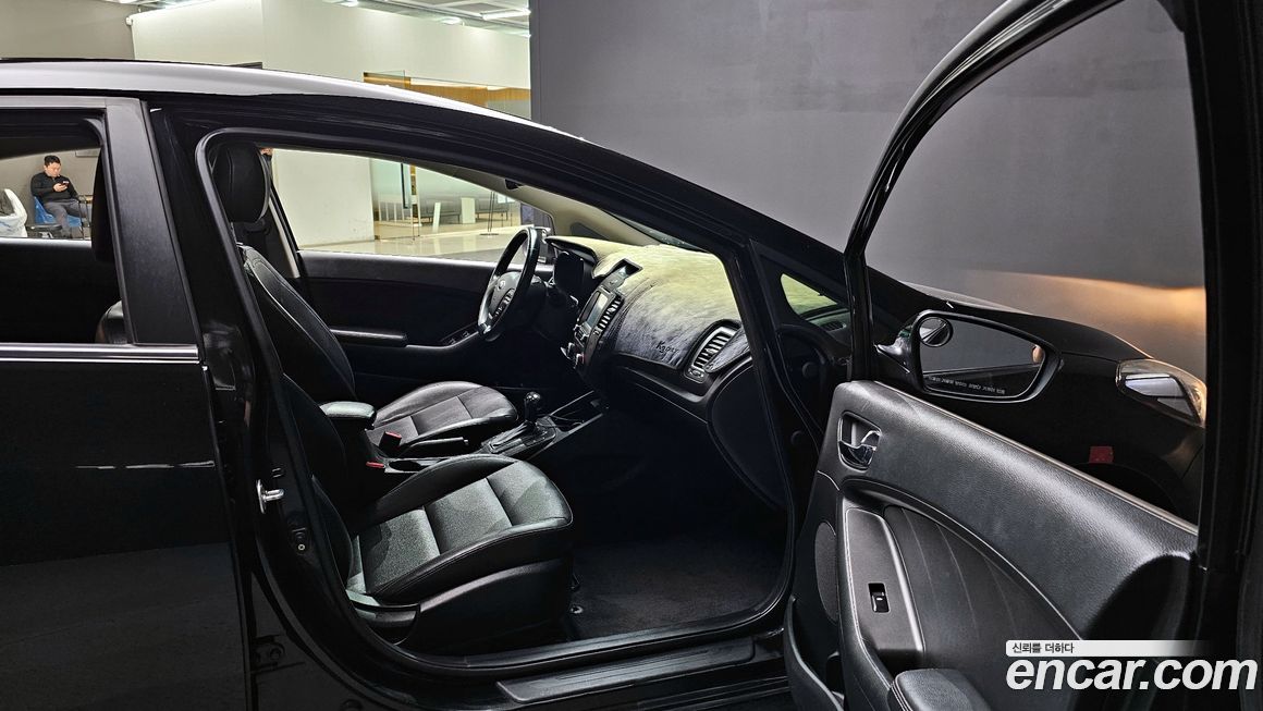 Kia K3 2013