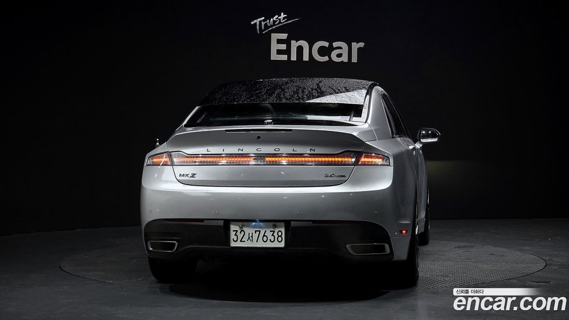 Lincoln MKZ 2014
