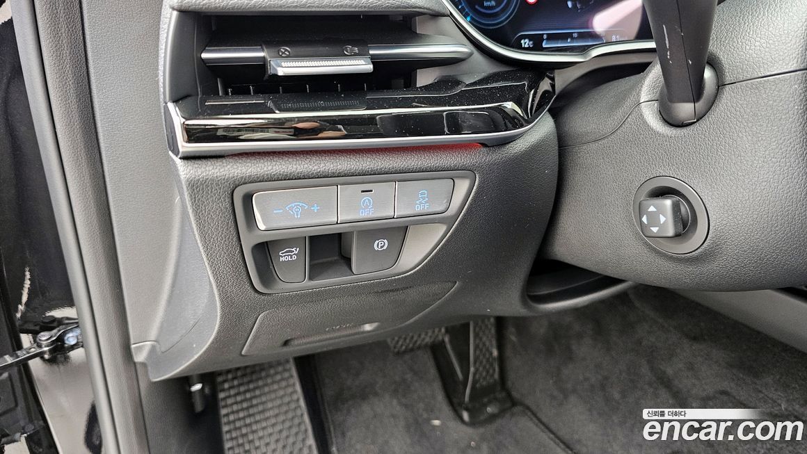 Genesis G80 2023