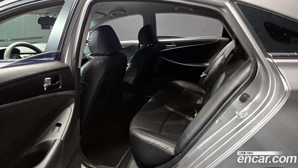 Hyundai Sonata 2013