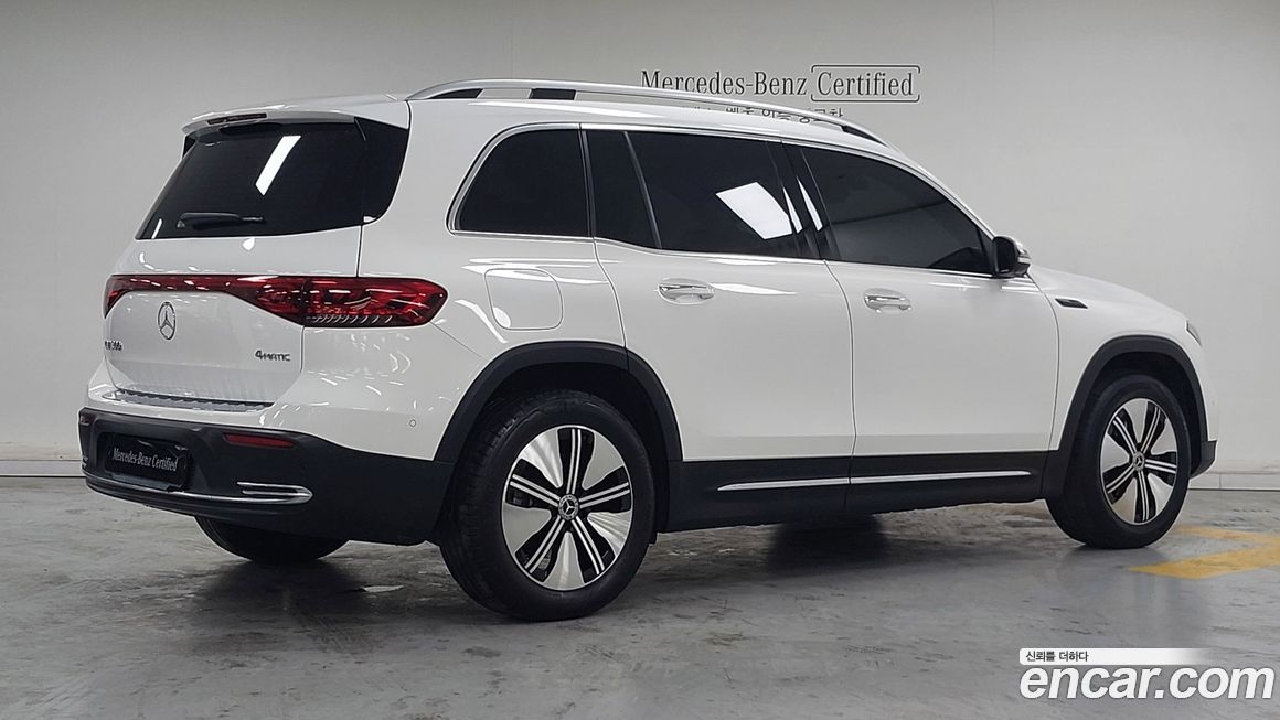 Mercedes-Benz EQB 2023