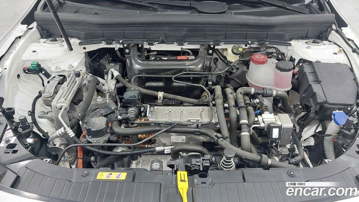 Mercedes-Benz EQB 2023