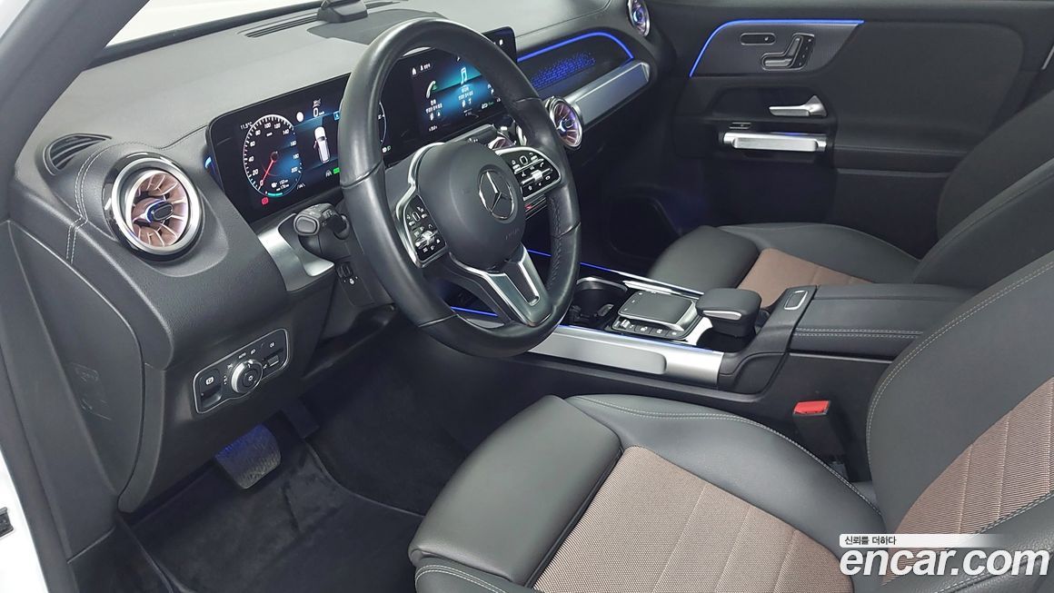 Mercedes-Benz EQB 2023