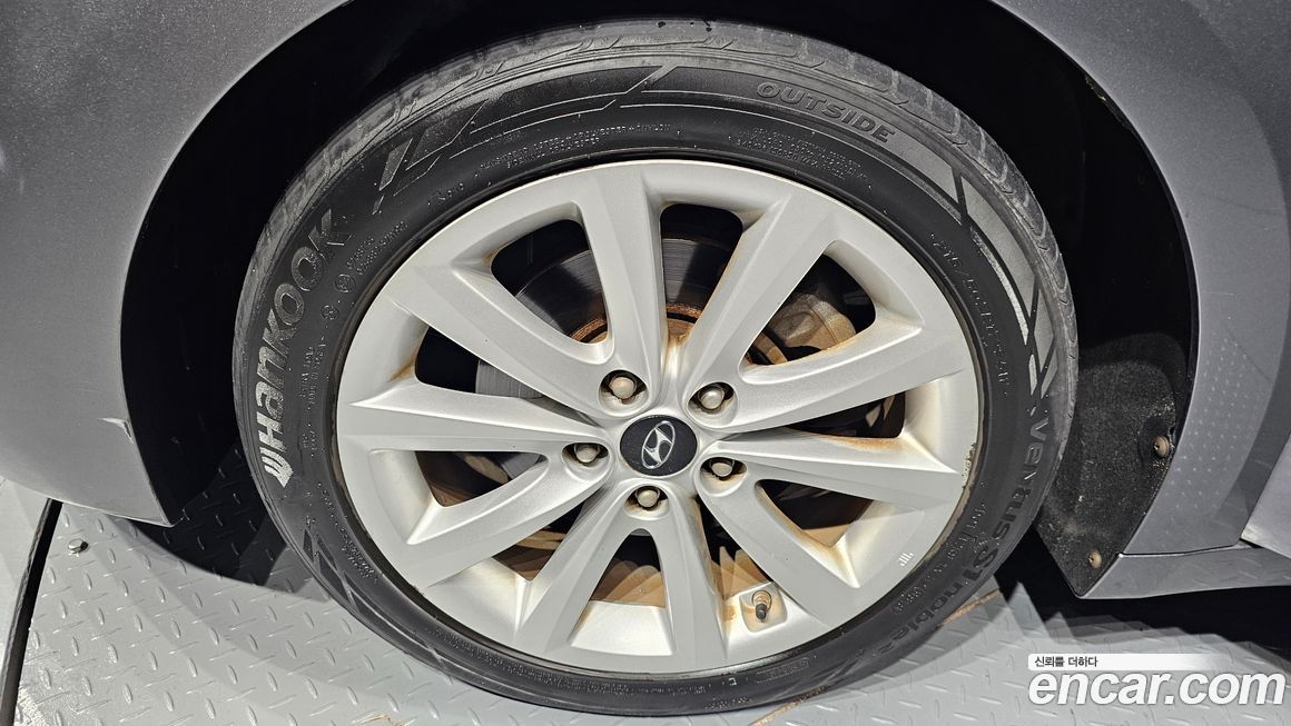 Hyundai i40 2012