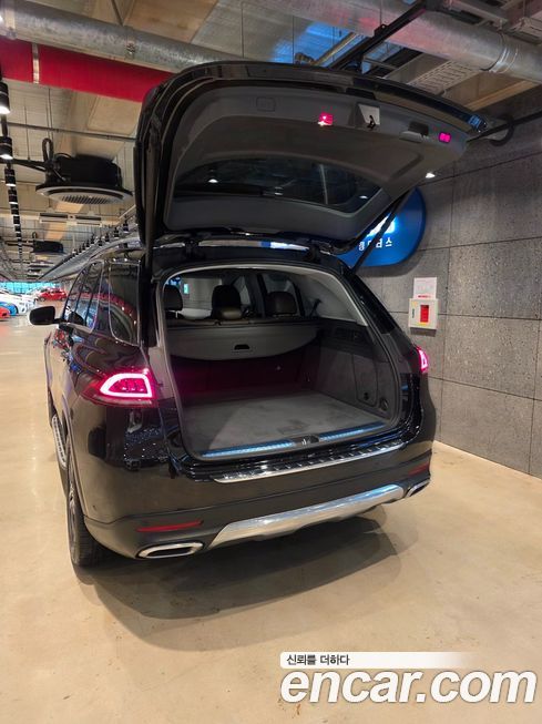 Mercedes-Benz GLE-Class 2019