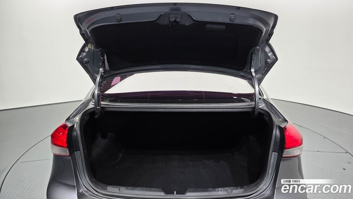 Kia K3 2016