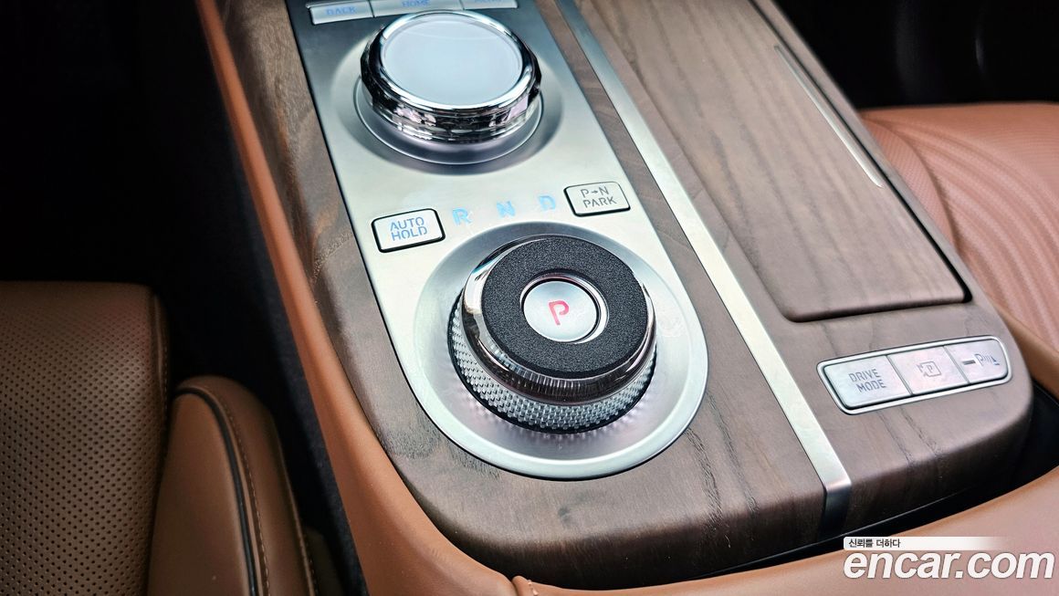 Genesis G80 2023