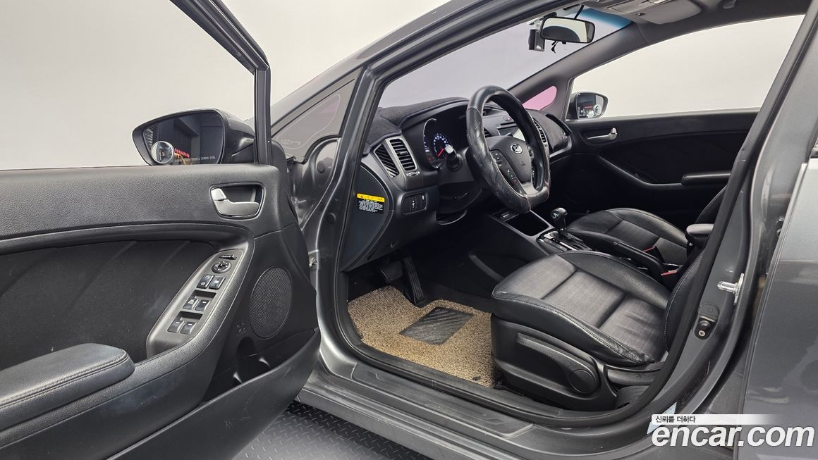 Kia K3 2016