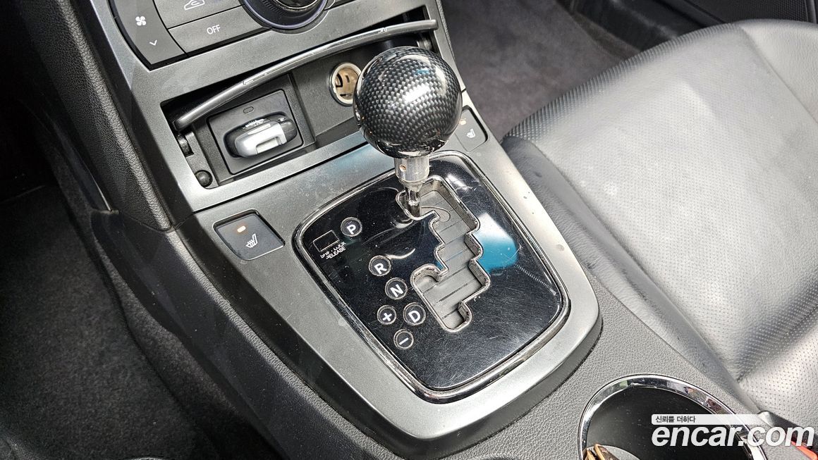 Hyundai Genesis 2011