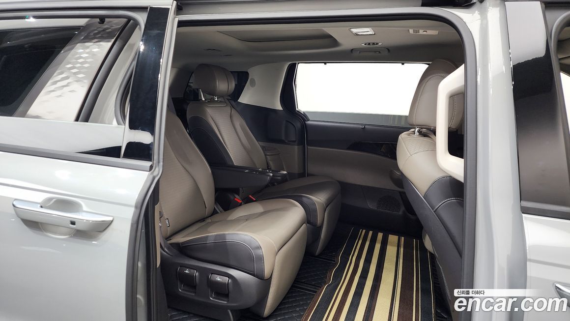Kia Canival 2025