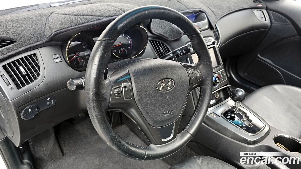 Hyundai Genesis 2011