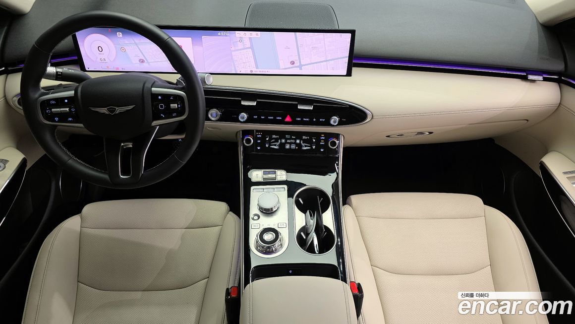 Genesis GV70 2025