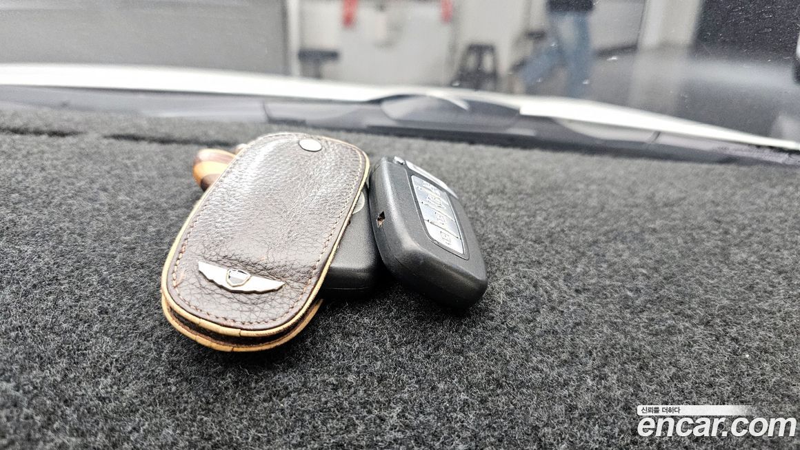 Hyundai Genesis 2011