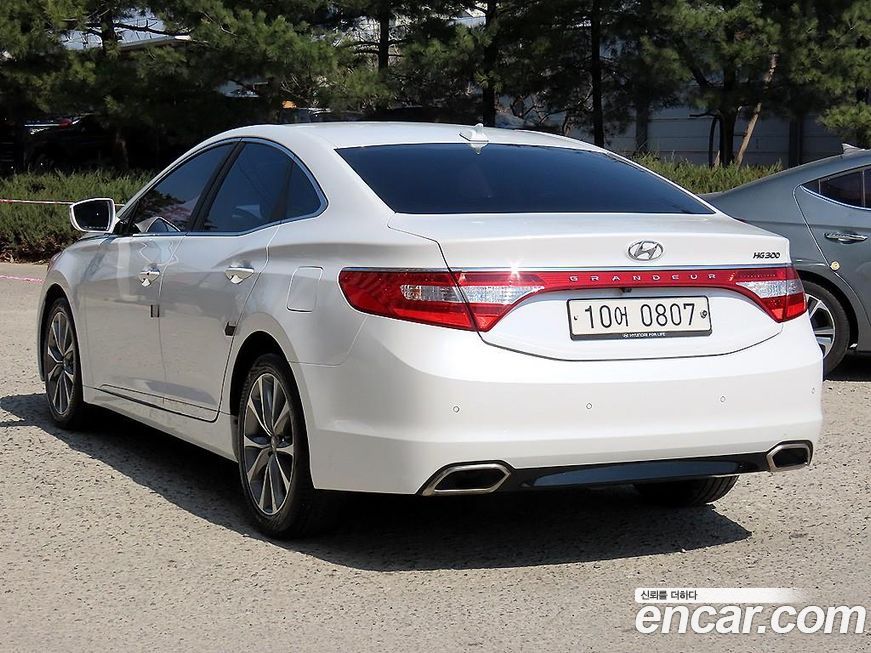 Hyundai Grandeur 2016