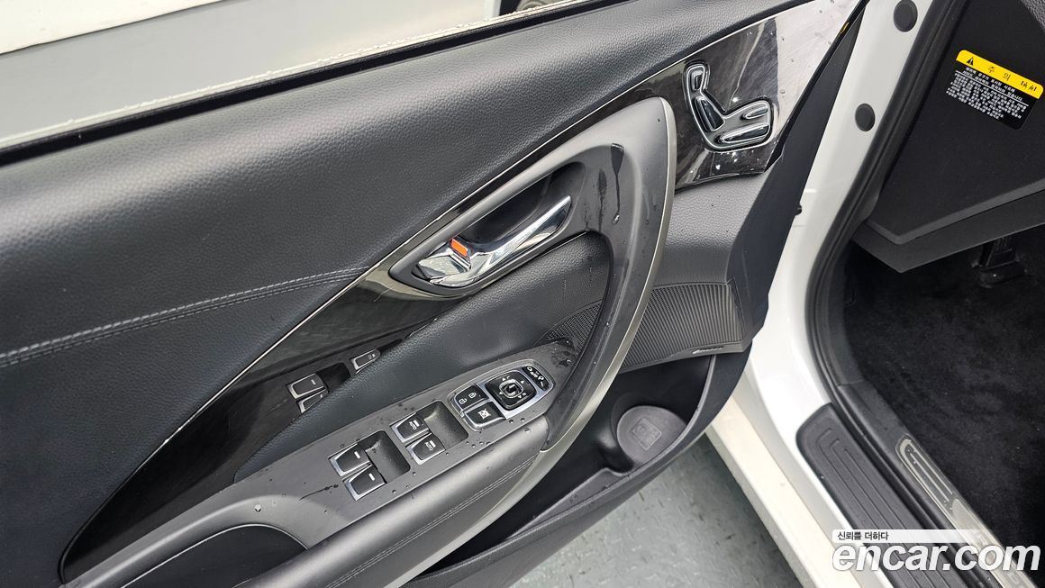 Hyundai Grandeur 2016