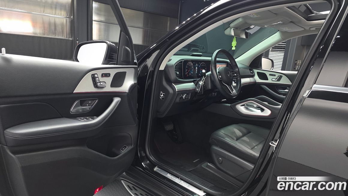 Mercedes-Benz GLE-Class 2020