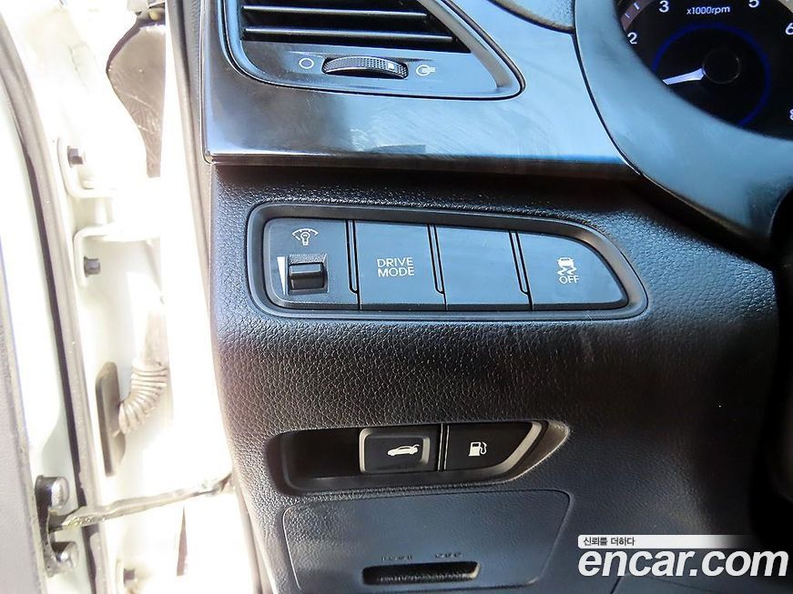 Hyundai Grandeur 2016