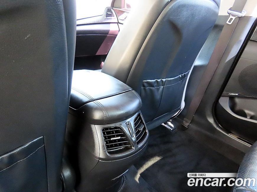 Hyundai Grandeur 2016