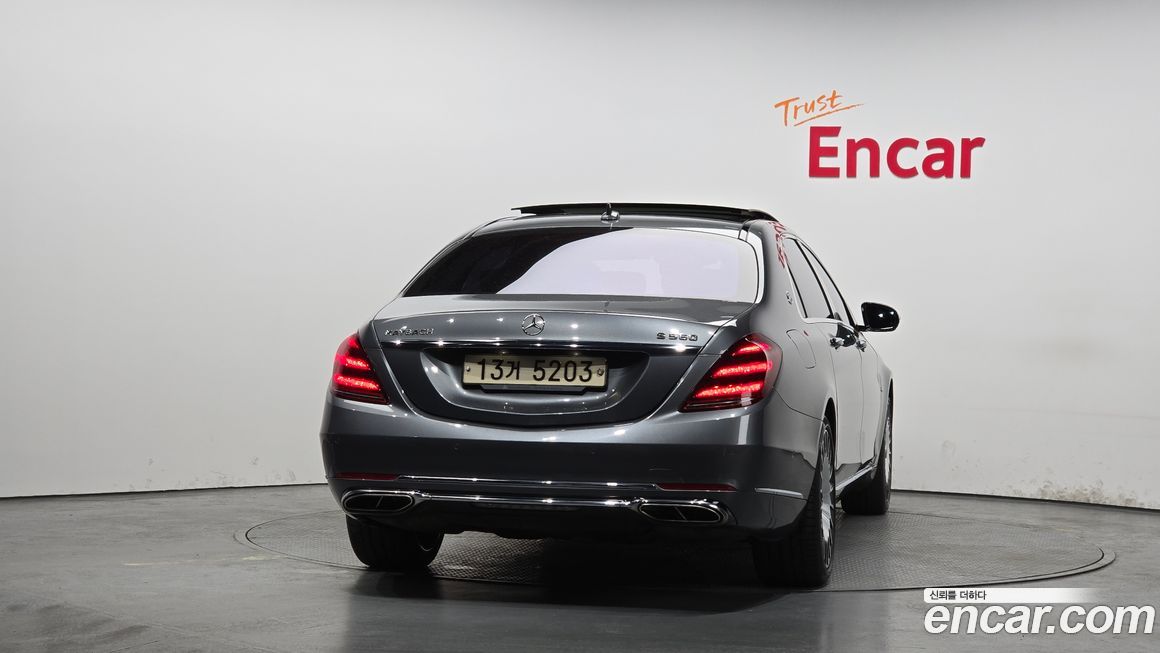 Mercedes-Benz S-Class 2018