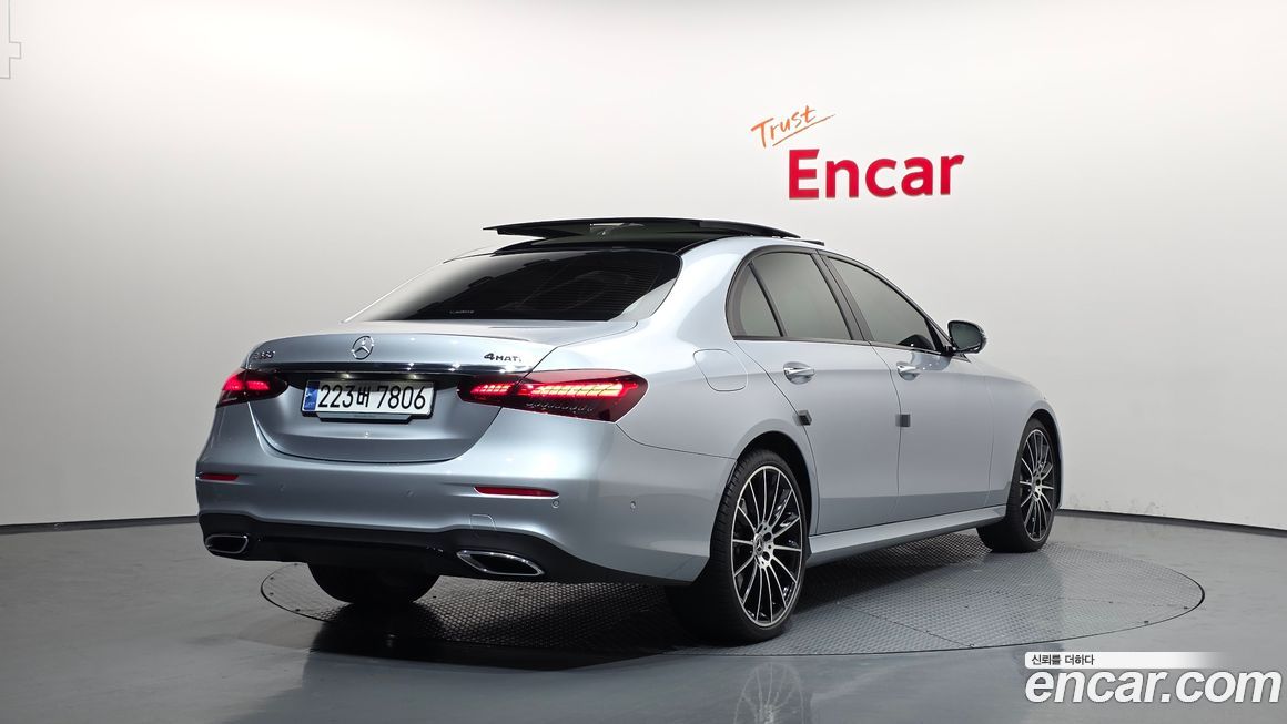 Mercedes-Benz E-Class 2023