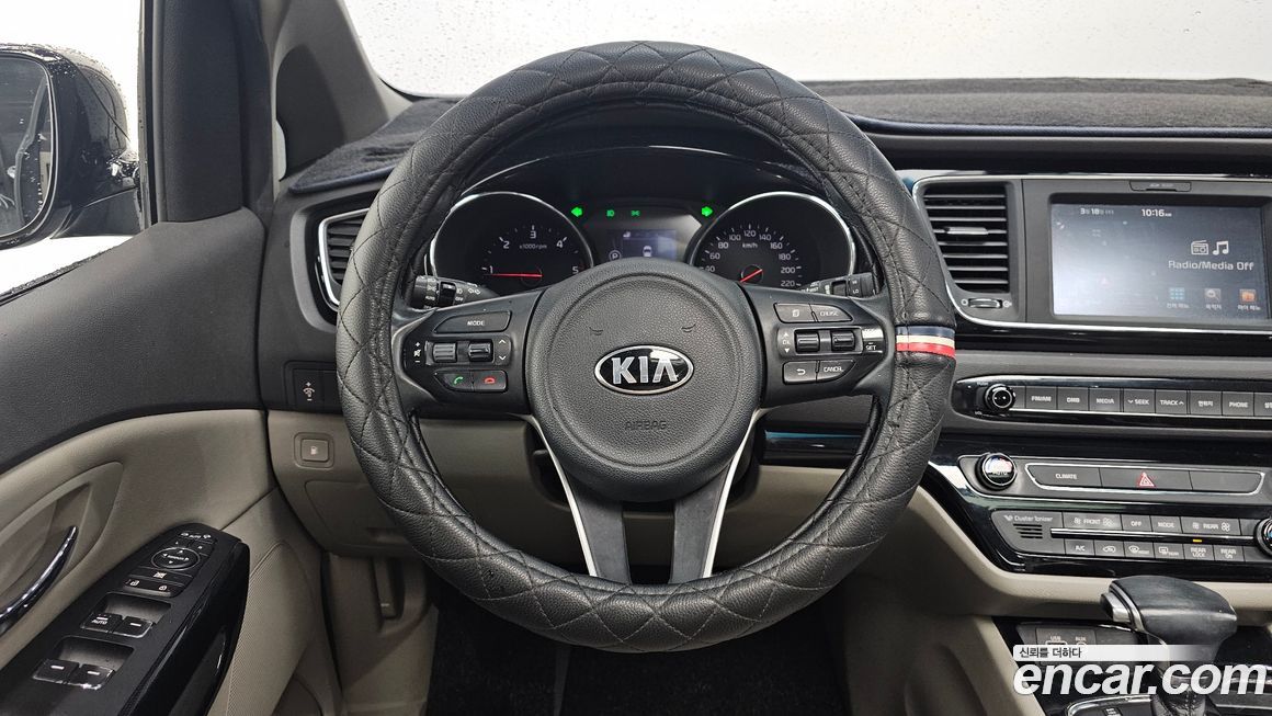 Kia Canival 2017