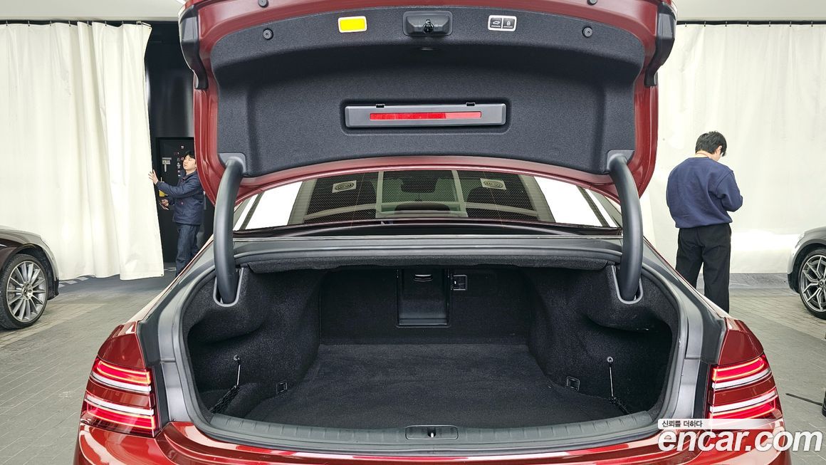 Genesis G80 2025