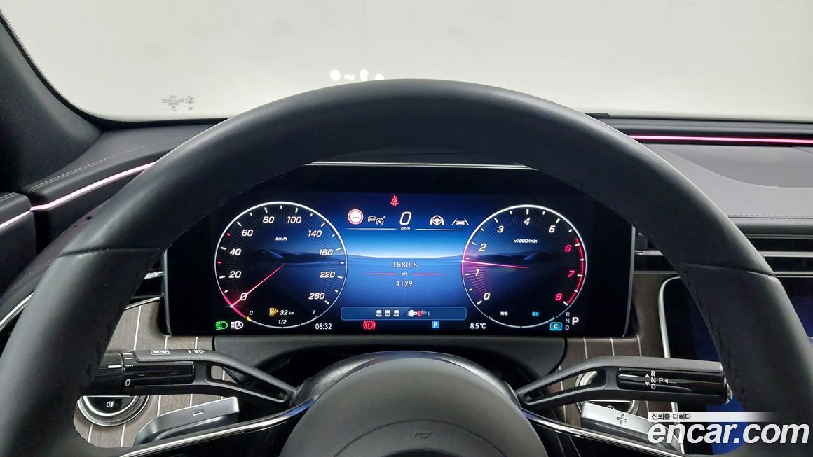 Mercedes-Benz E-Class 2025