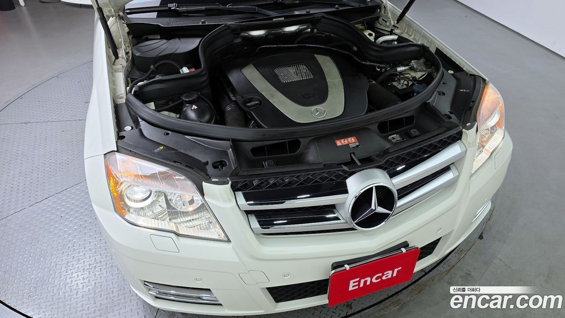 Mercedes-Benz GLK-Class 2011