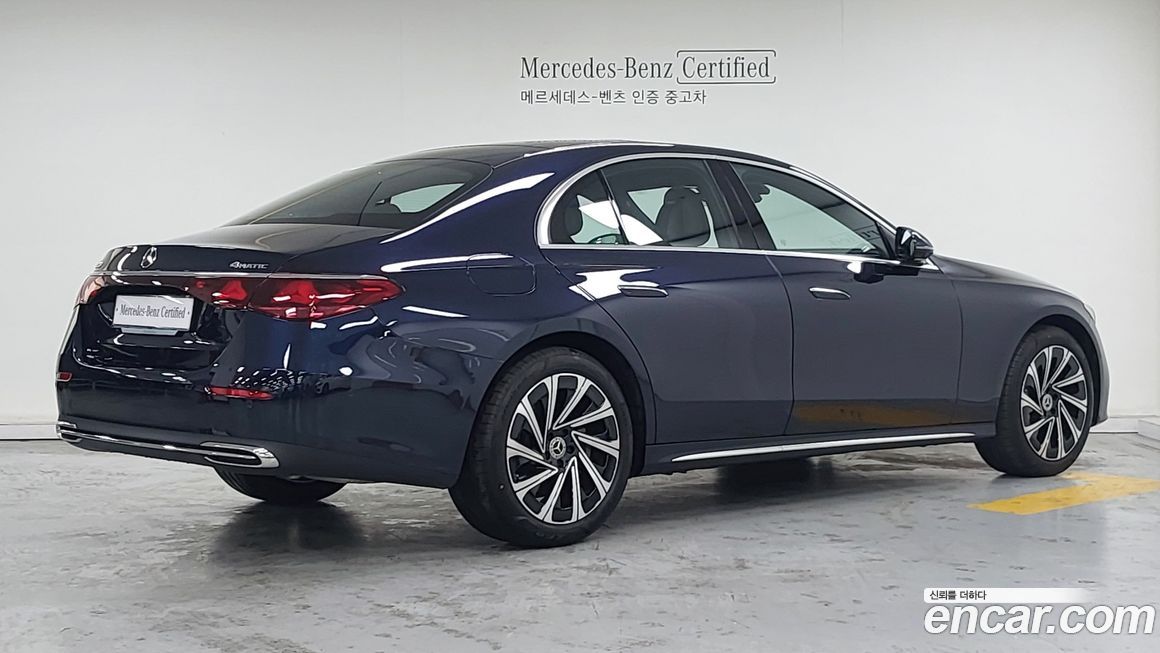 Mercedes-Benz E-Class 2025