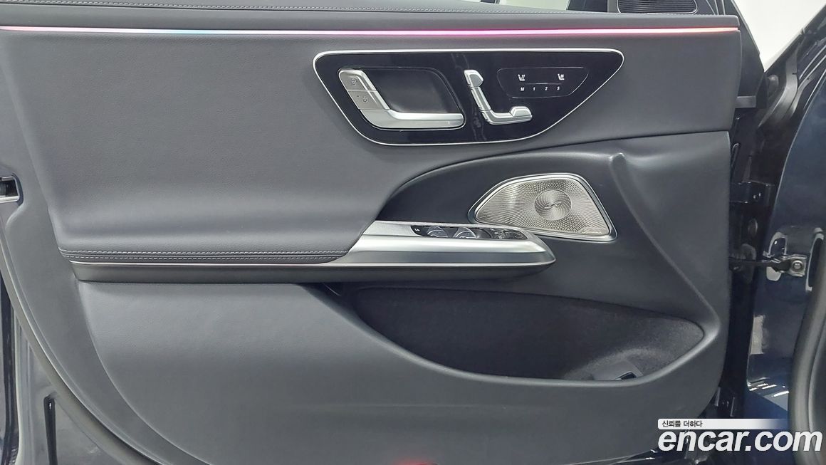 Mercedes-Benz E-Class 2025