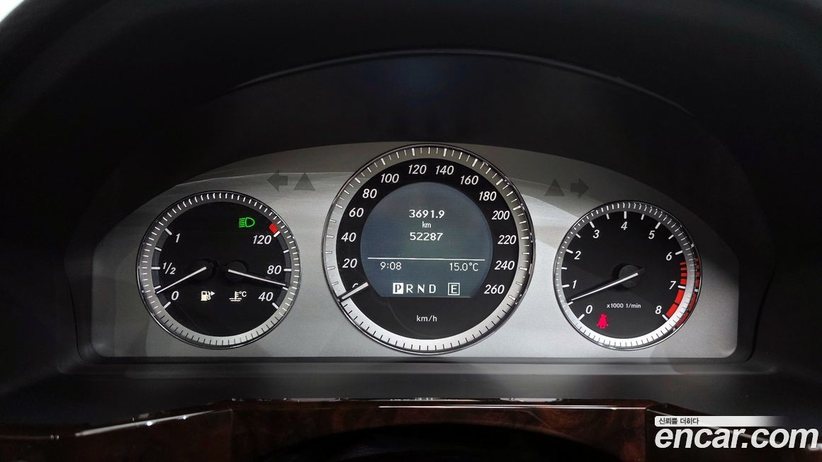 Mercedes-Benz GLK-Class 2011